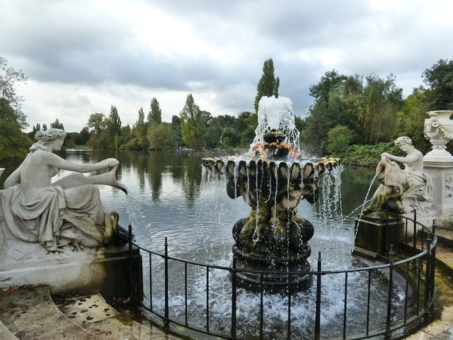 italian-garden-ruth-sharville